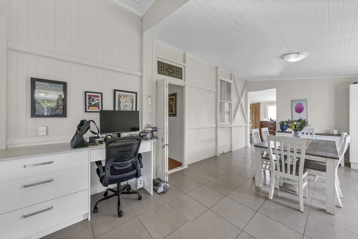 27 Pelican Street, North Ipswich QLD 4305, North Ipswich - Thumbnail 8