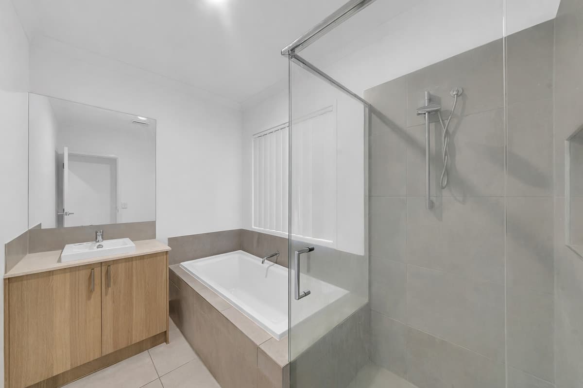 4 John Drive, Collingwood Park QLD 4301, Collingwood Park - Thumbnail 8
