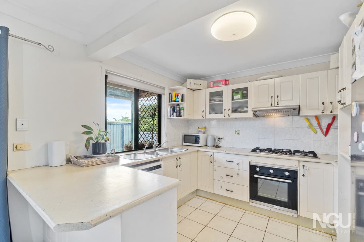 9 Leanne Street, Marsden QLD 4132, Marsden - Thumbnail 2