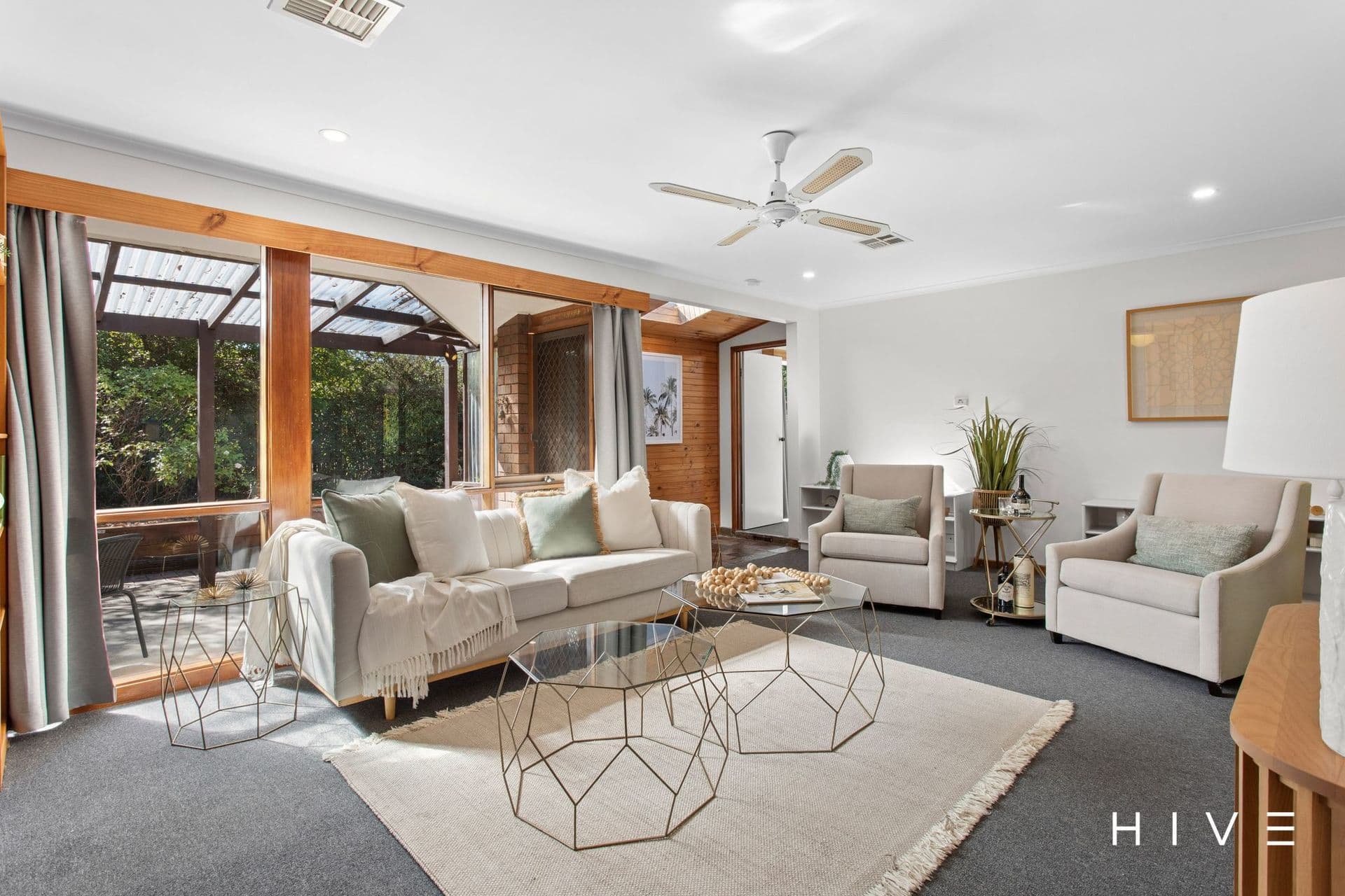 7 Hagen Place, Kambah, Kambah - Image 1