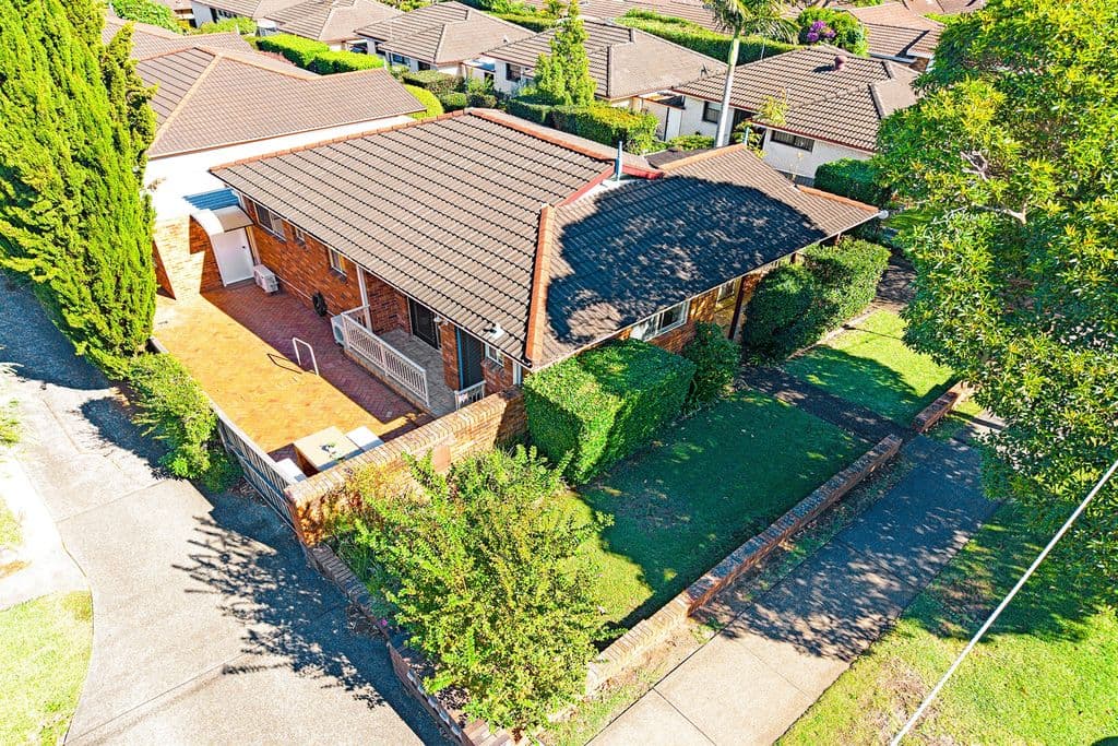 1/19 Mutual Road, Mortdale - Image 1