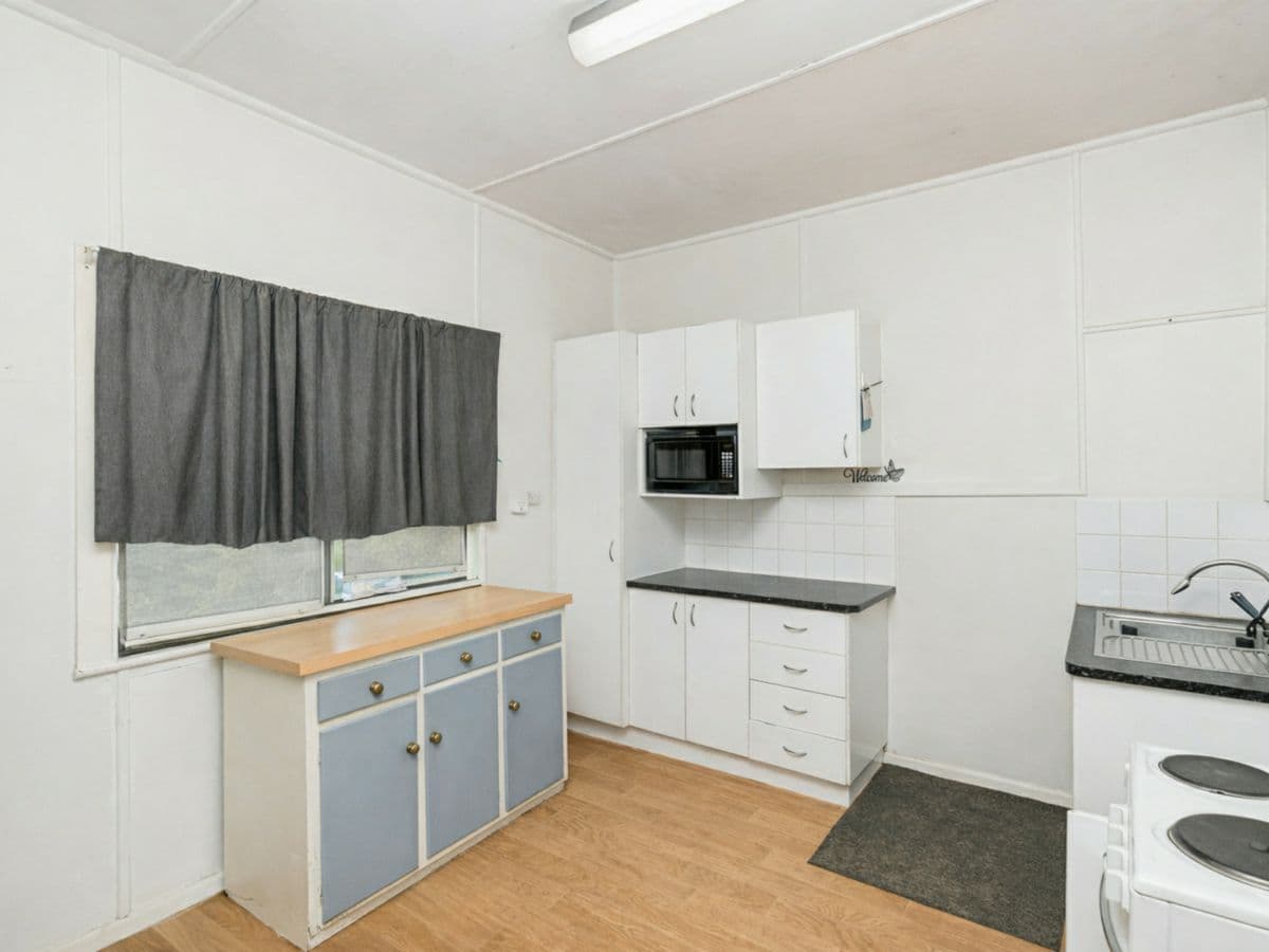 20 Grosvenor Street, NARRANDERA, Narrandera - Thumbnail 4