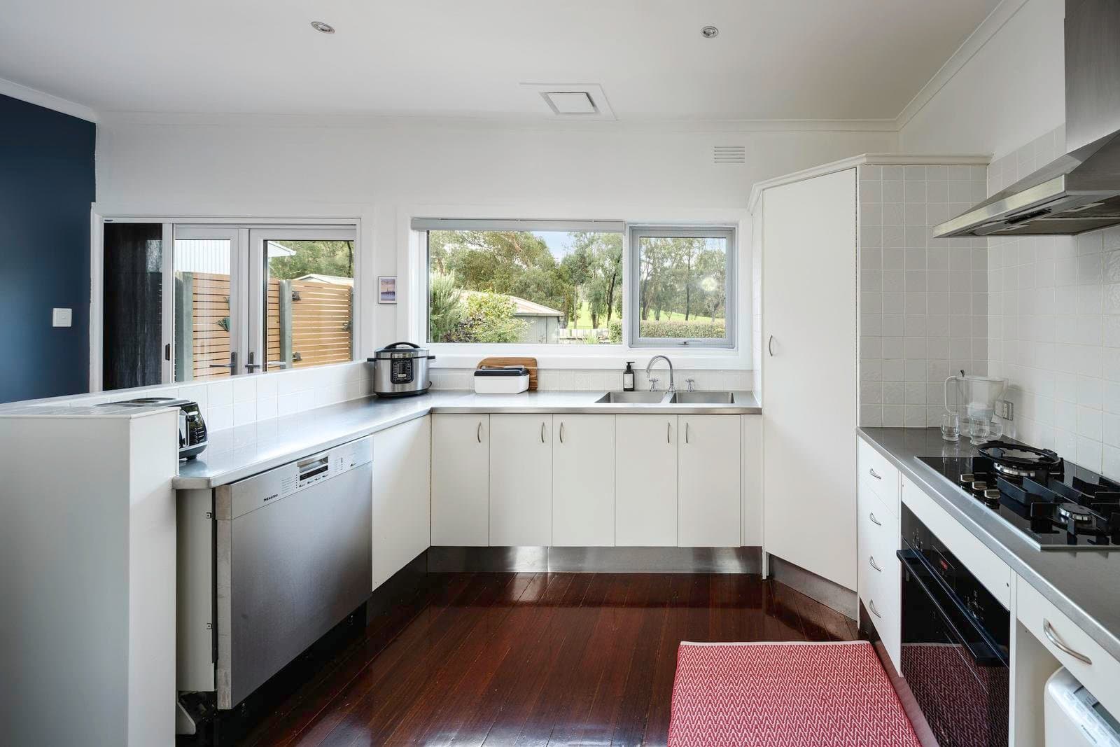 18 Golf Road, Coburg North VIC 3058, Coburg North - Thumbnail 3
