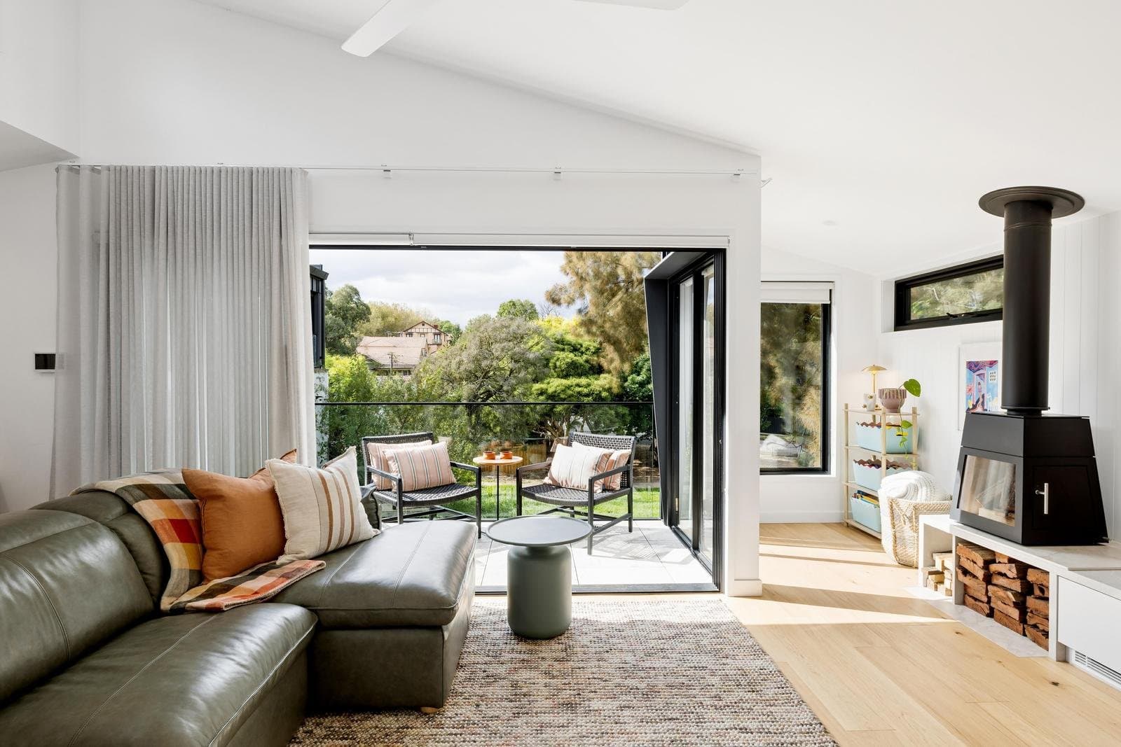 2/40 Shaftsbury Street, Coburg VIC 3058, Coburg - Thumbnail 2