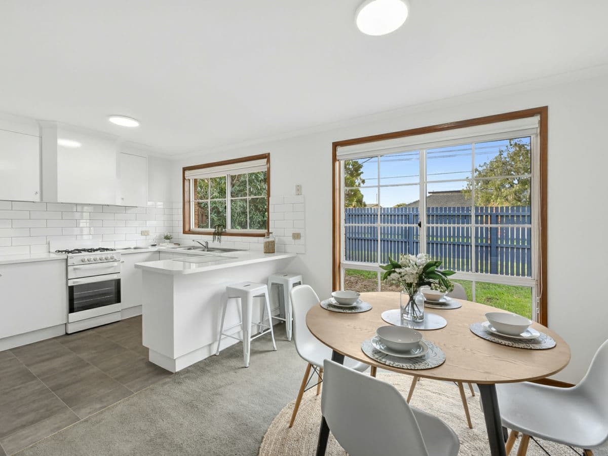 1/22 Hickey Street, WHITTINGTON, Whittington - Thumbnail 4
