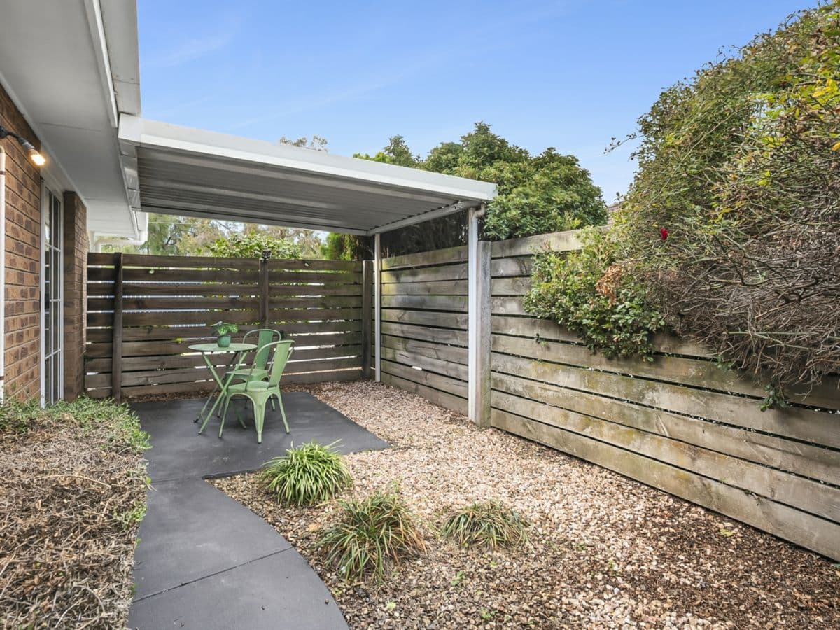 1/22 Hickey Street, WHITTINGTON, Whittington - Thumbnail 7
