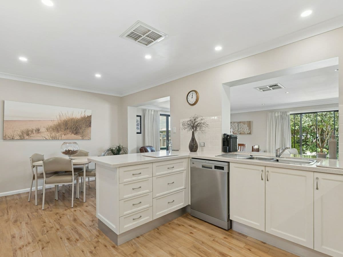 44 McDonnell Street, FORBES, Forbes - Thumbnail 7