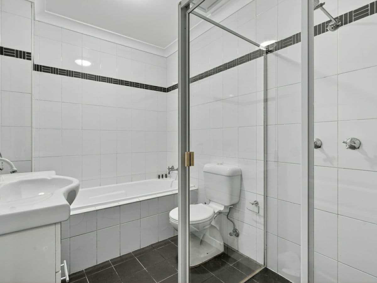 2/2-4 Reid Avenue, WESTMEAD, Westmead - Thumbnail 6