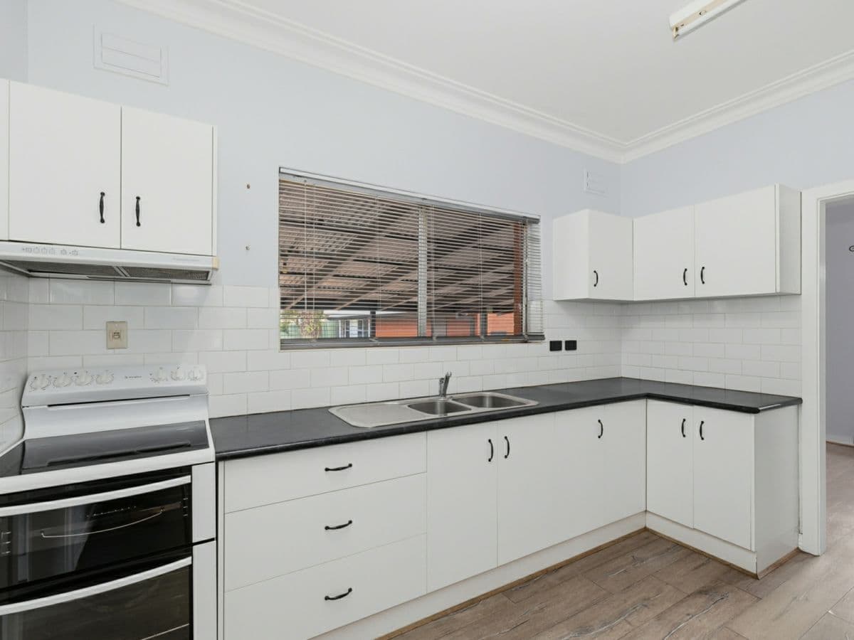22 Gunnedah Road, TAMWORTH, Tamworth - Thumbnail 3