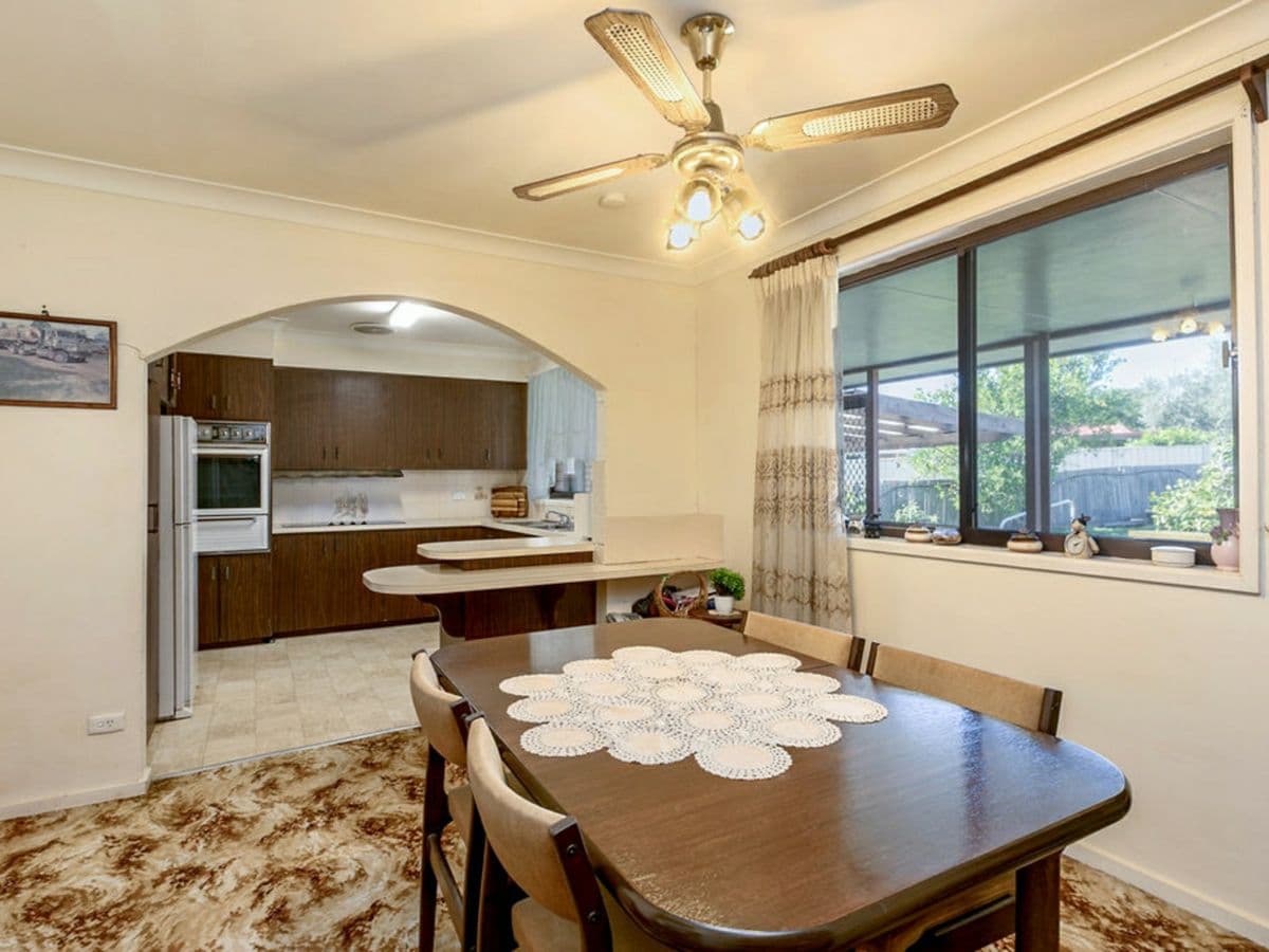 53 Dawson Crescent, GLOUCESTER, Gloucester - Thumbnail 5