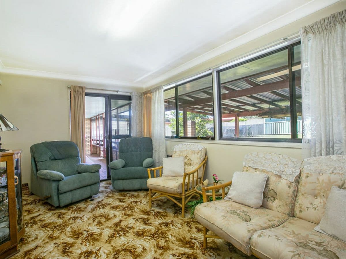 53 Dawson Crescent, GLOUCESTER, Gloucester - Thumbnail 8