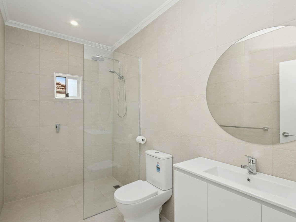 6 Olympic Parade, KANGAROO FLAT, Kangaroo Flat - Thumbnail 5