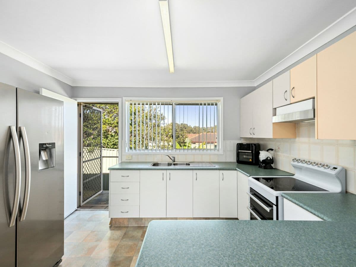 1/2 Rodney Close, LAKE MUNMORAH, Lake Munmorah - Thumbnail 4