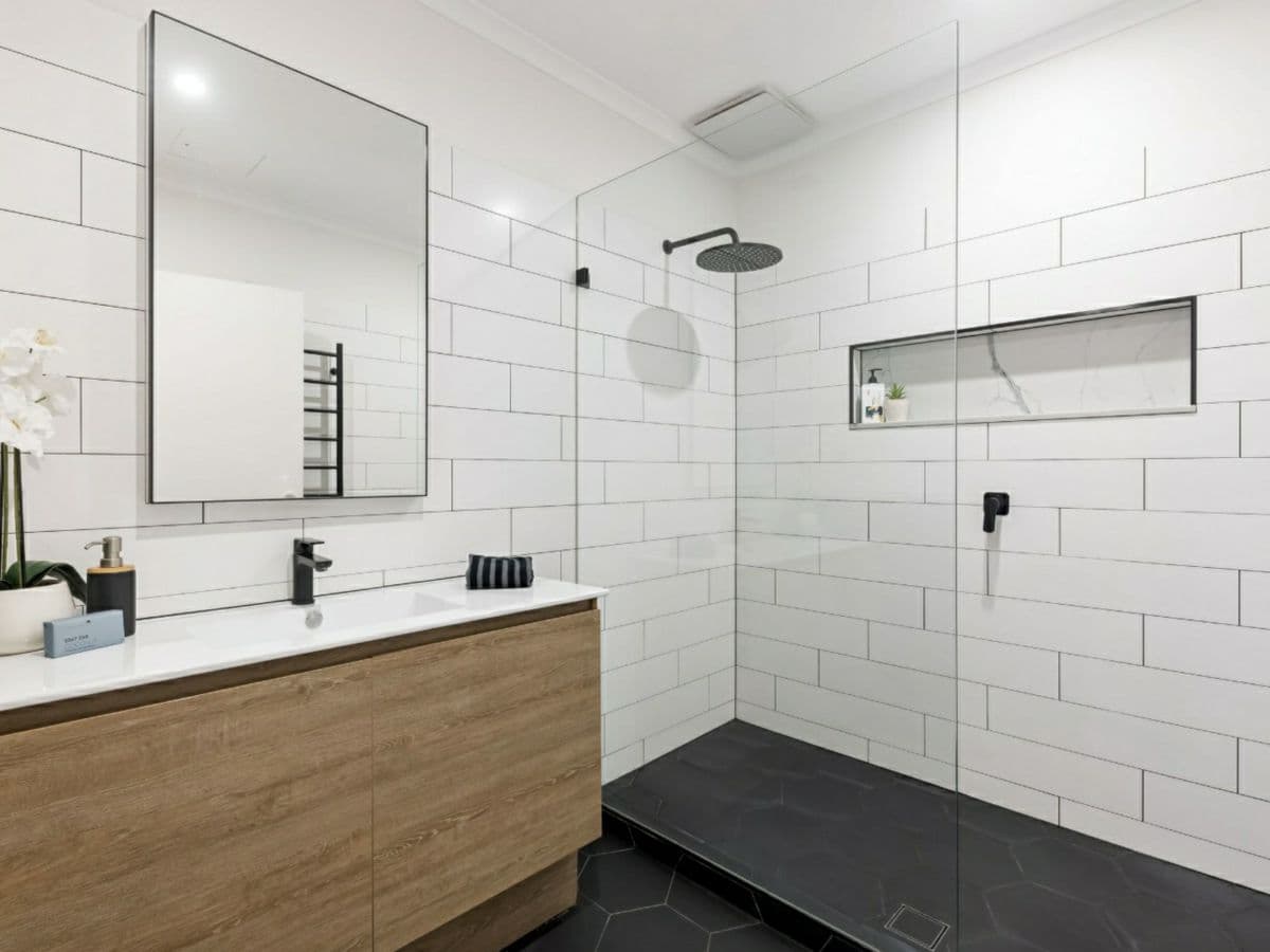 8/111 Beaconsfield Parade, NORTHCOTE, Northcote - Thumbnail 6