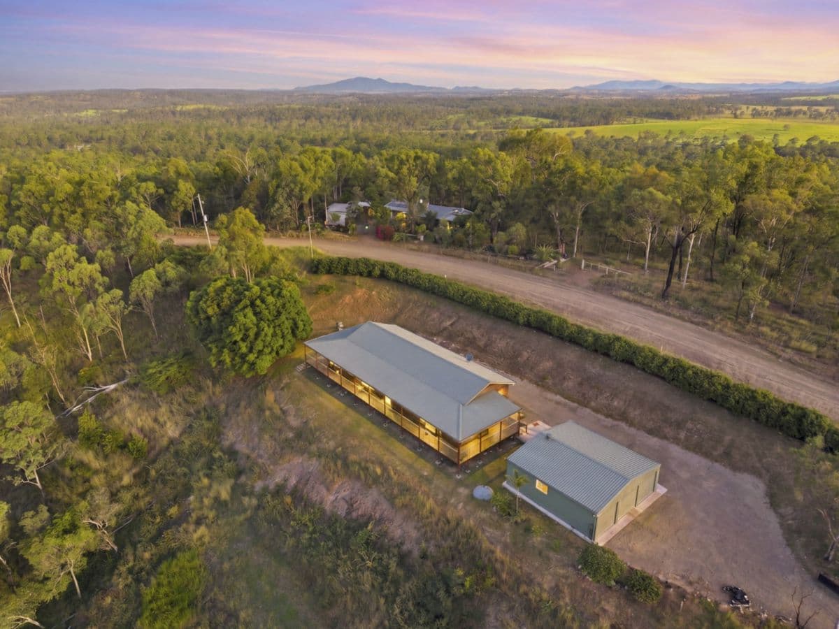 169 Nielsons Road, GOOD NIGHT, Good Night - Thumbnail 3
