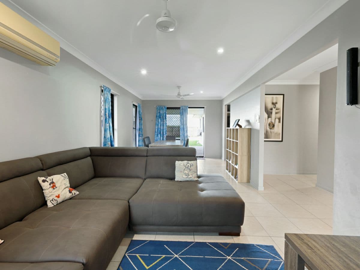 27 O'Neill Place, MARIAN, Marian - Thumbnail 3