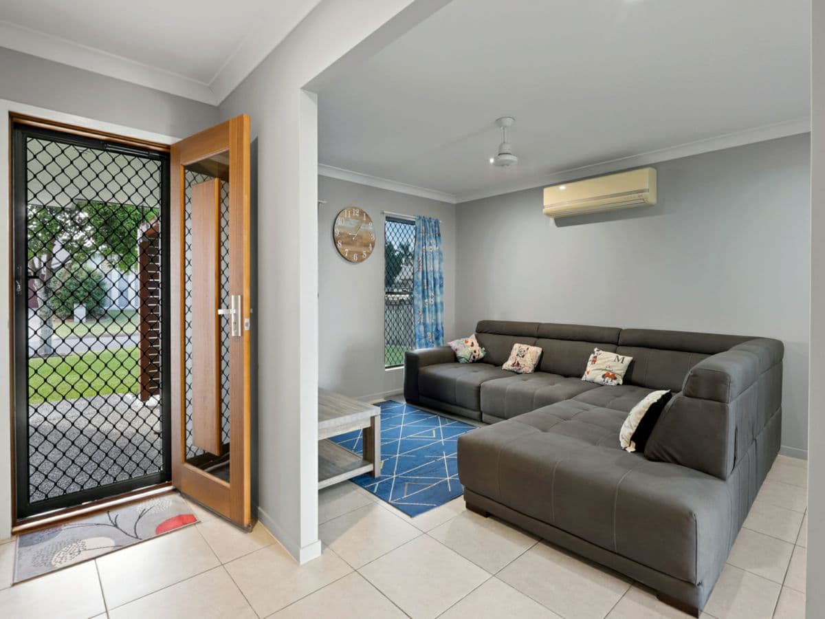 27 O'Neill Place, MARIAN, Marian - Thumbnail 7