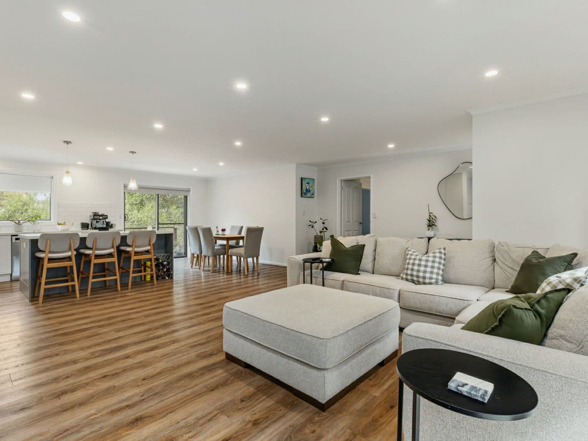 9 Collins Grove, CROYDON NORTH, Croydon North - Thumbnail 5