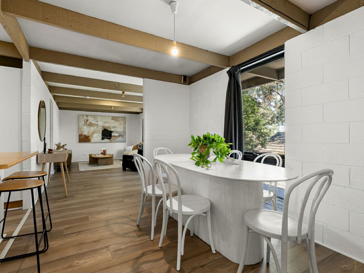 35 Myoora Drive, MOOROOLBARK, Mooroolbark - Thumbnail 4