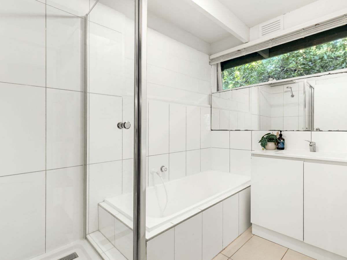 35 Myoora Drive, MOOROOLBARK, Mooroolbark - Thumbnail 8