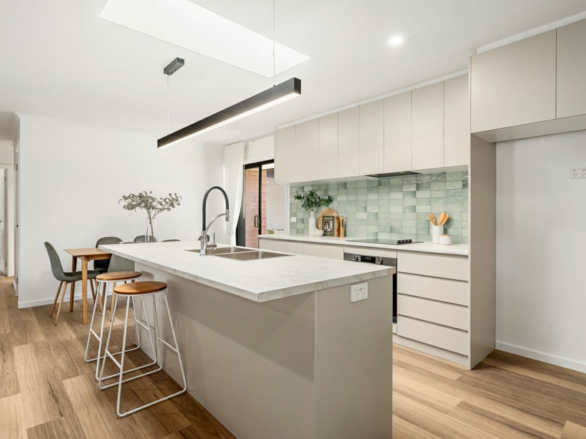 4 Sophie Street, KILSYTH, Kilsyth - Thumbnail 4