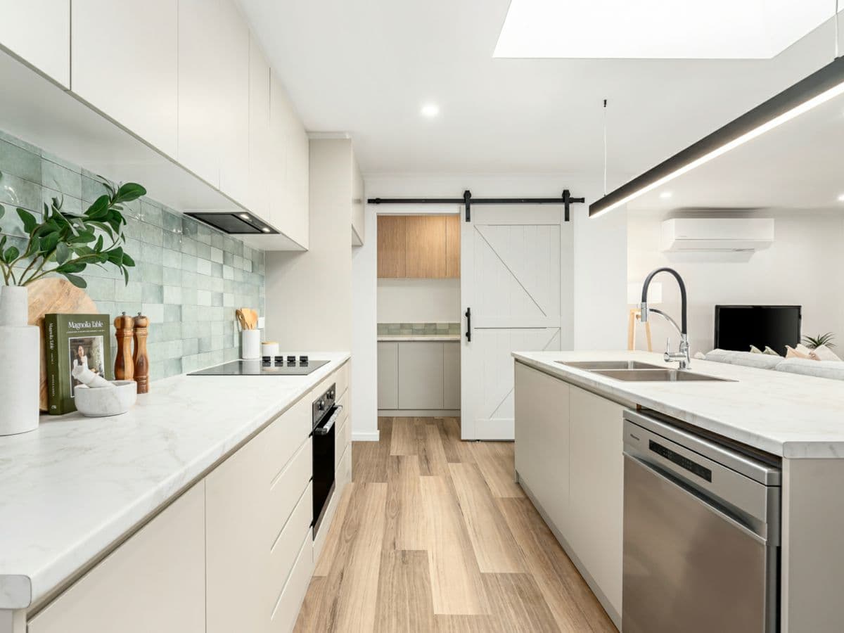 4 Sophie Street, KILSYTH, Kilsyth - Thumbnail 5