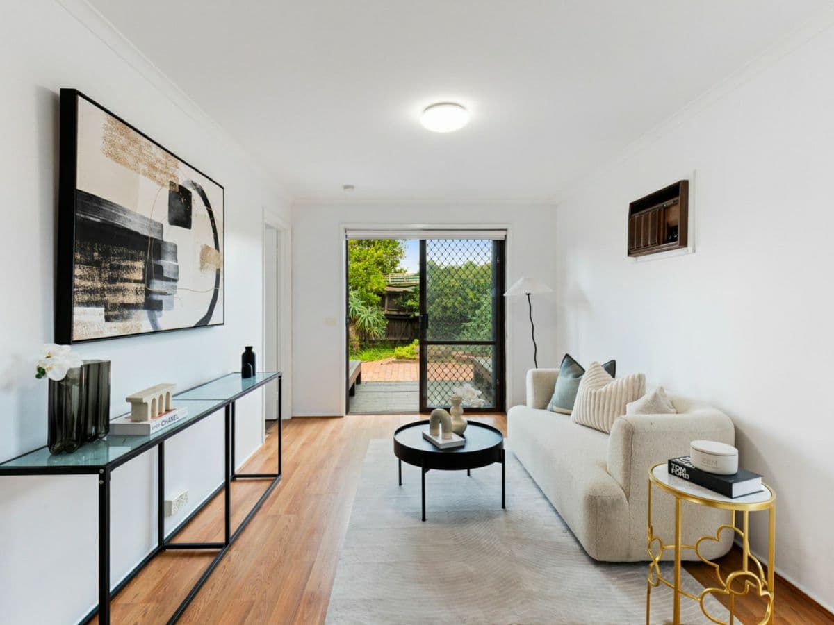 13 Rosewall Place, CLARINDA, Clarinda - Thumbnail 2