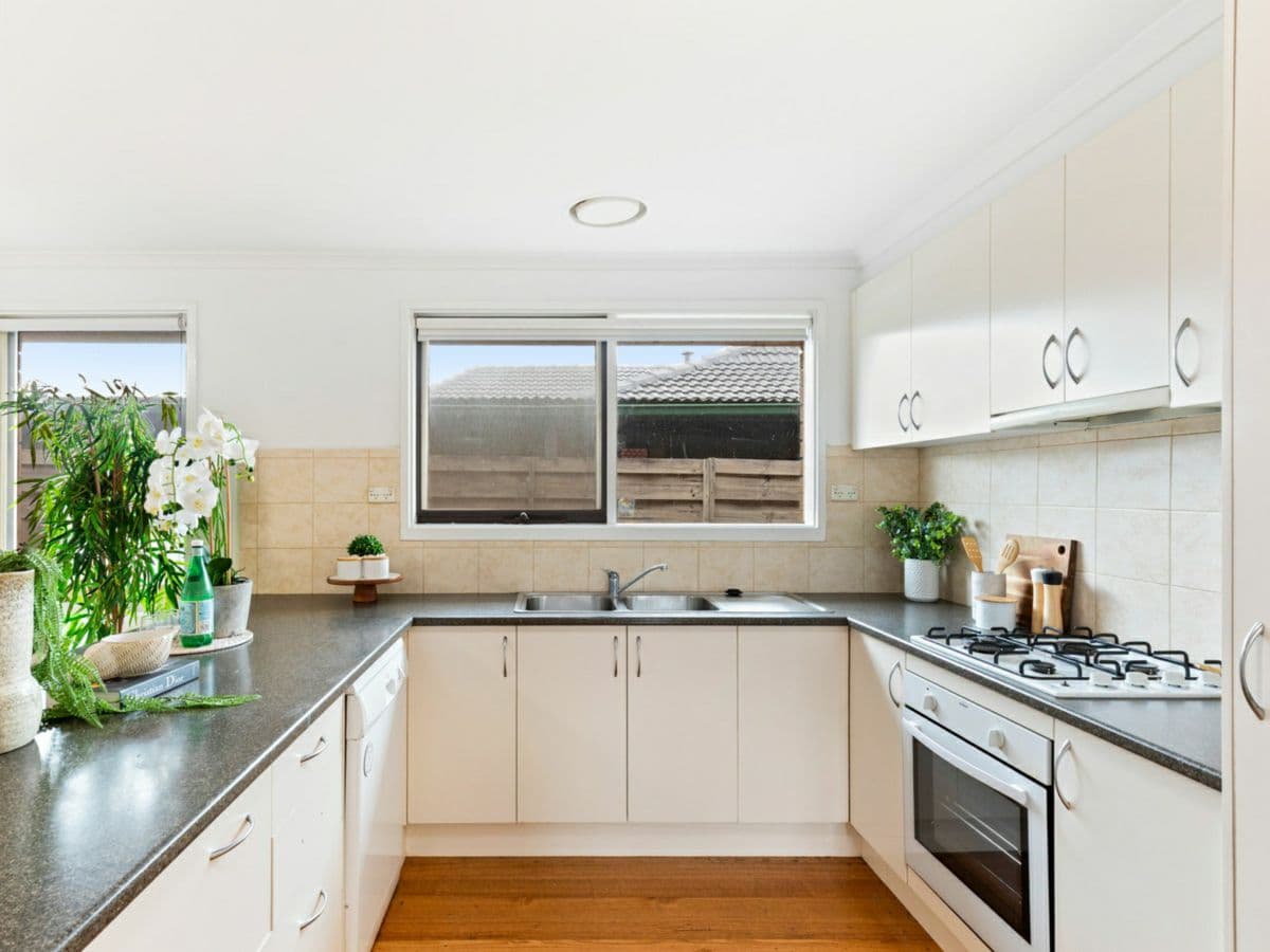 13 Rosewall Place, CLARINDA, Clarinda - Thumbnail 5