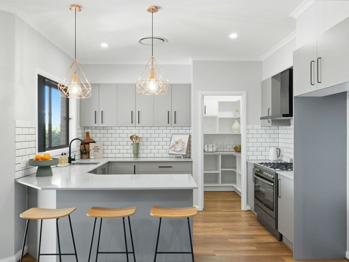29 Jubata Drive, TAMWORTH, Tamworth - Thumbnail 2