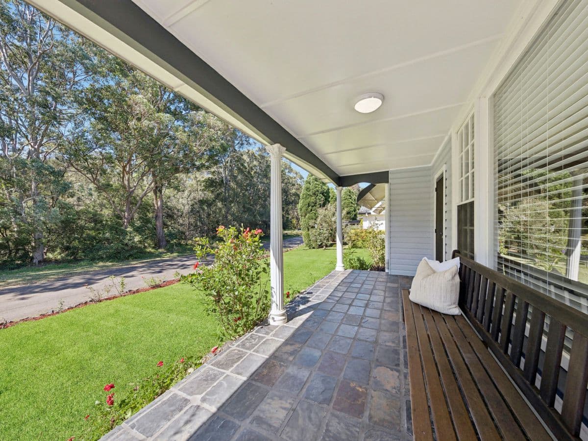 33 Cambridge Drive, RANKIN PARK, Rankin Park - Thumbnail 2