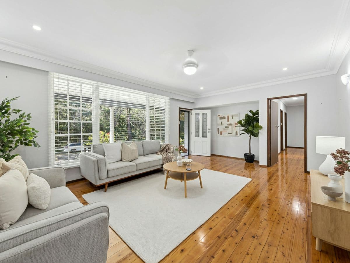 33 Cambridge Drive, RANKIN PARK, Rankin Park - Thumbnail 3