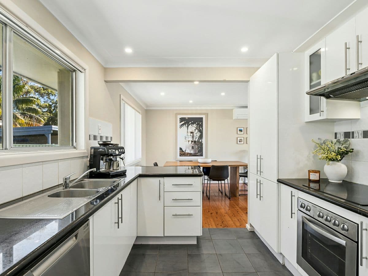 33 Jones Avenue, TOUKLEY, Toukley - Thumbnail 5