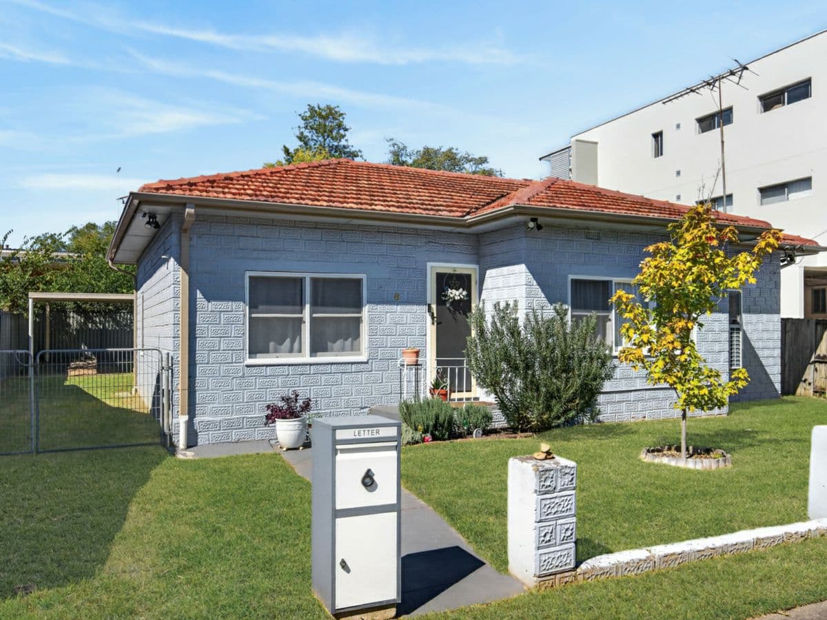 6 Bosworth Street, RICHMOND, Richmond - Image 1