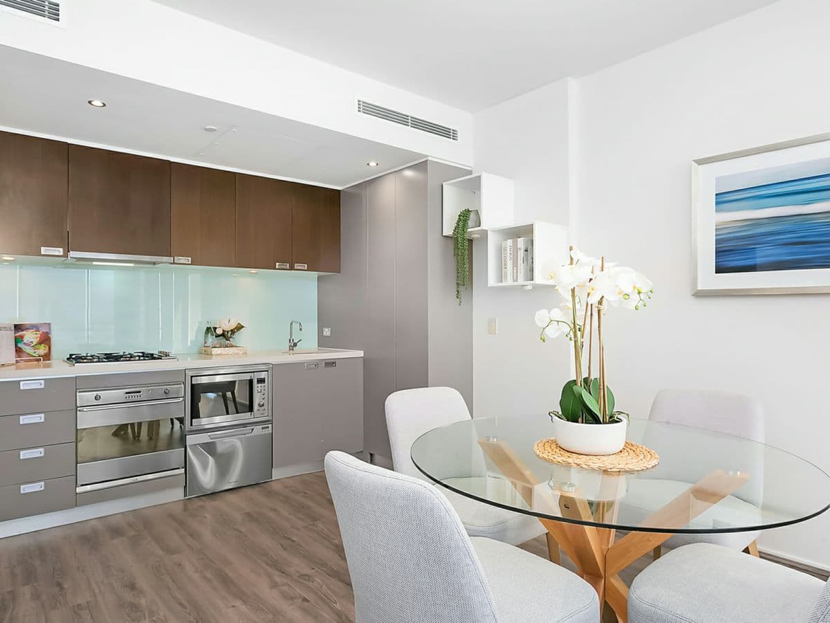 801E/599 Pacific Highway, ST LEONARDS, St Leonards - Thumbnail 3