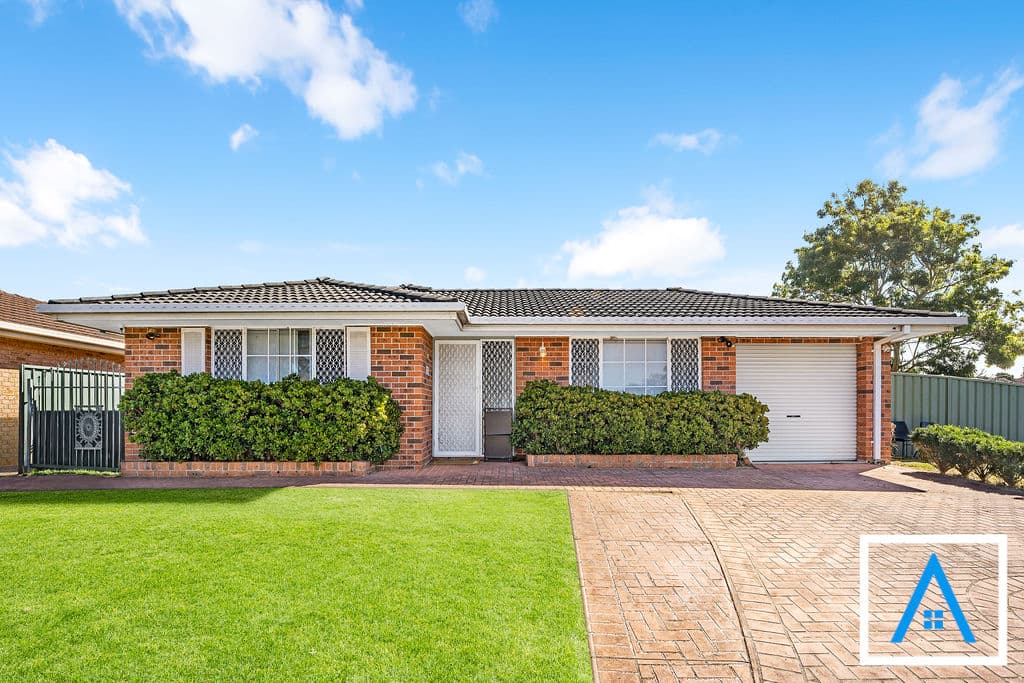 6B Evelyn Street, Macquarie Fields, NSW, 2564, Macquarie Fields - Image 1