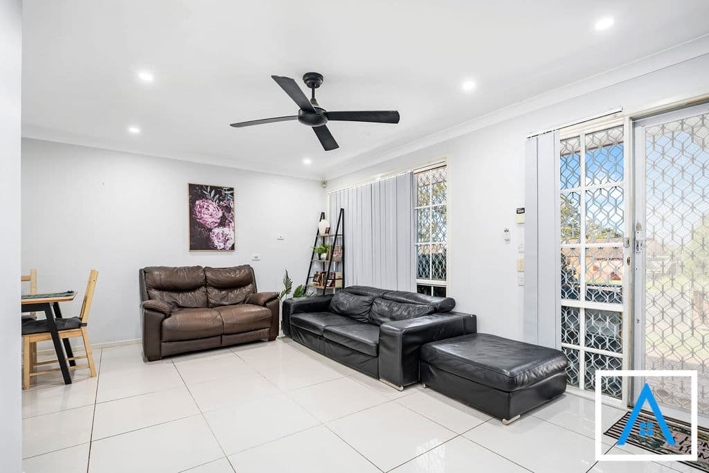 6B Evelyn Street, Macquarie Fields, NSW, 2564, Macquarie Fields - Thumbnail 2