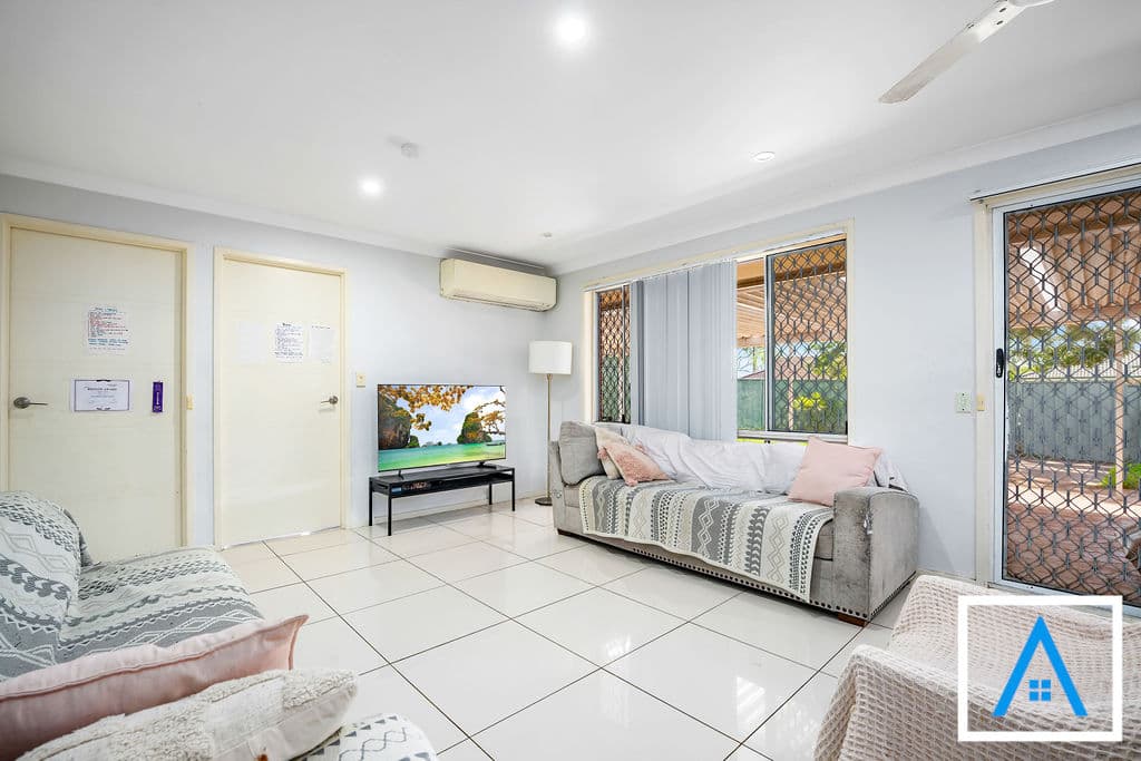 6B Evelyn Street, Macquarie Fields, NSW, 2564, Macquarie Fields - Thumbnail 5