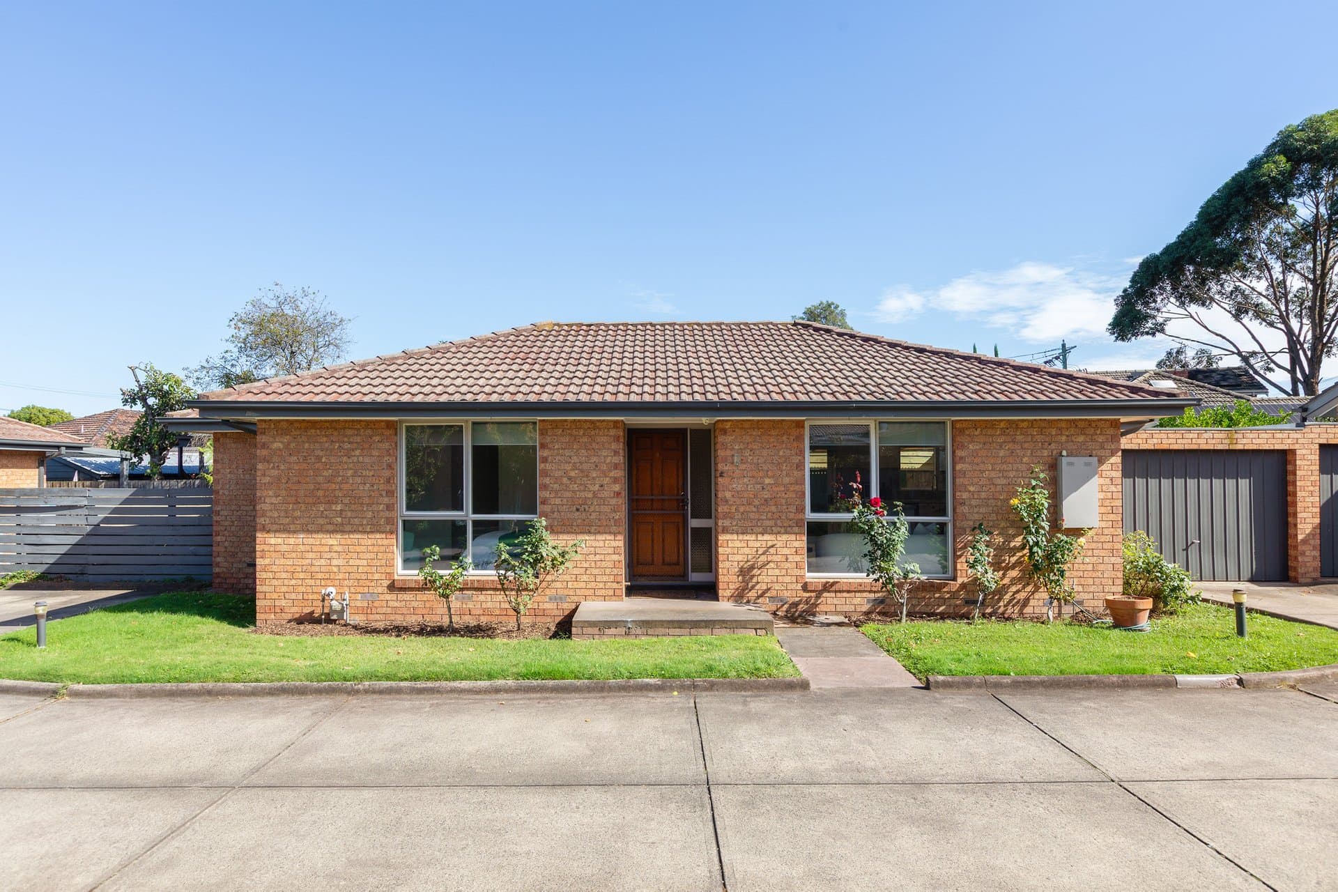 2/144-146 Kangaroo Road, Hughesdale - Image 1
