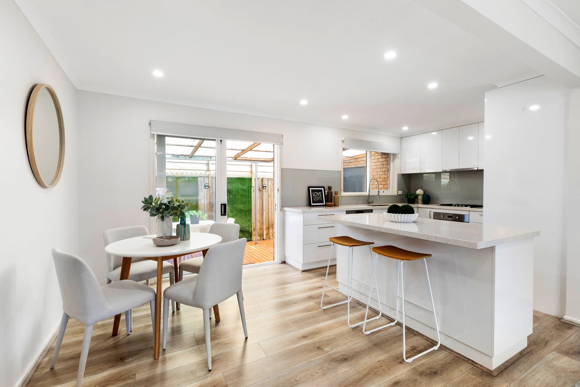 2/144-146 Kangaroo Road, Hughesdale - Thumbnail 5