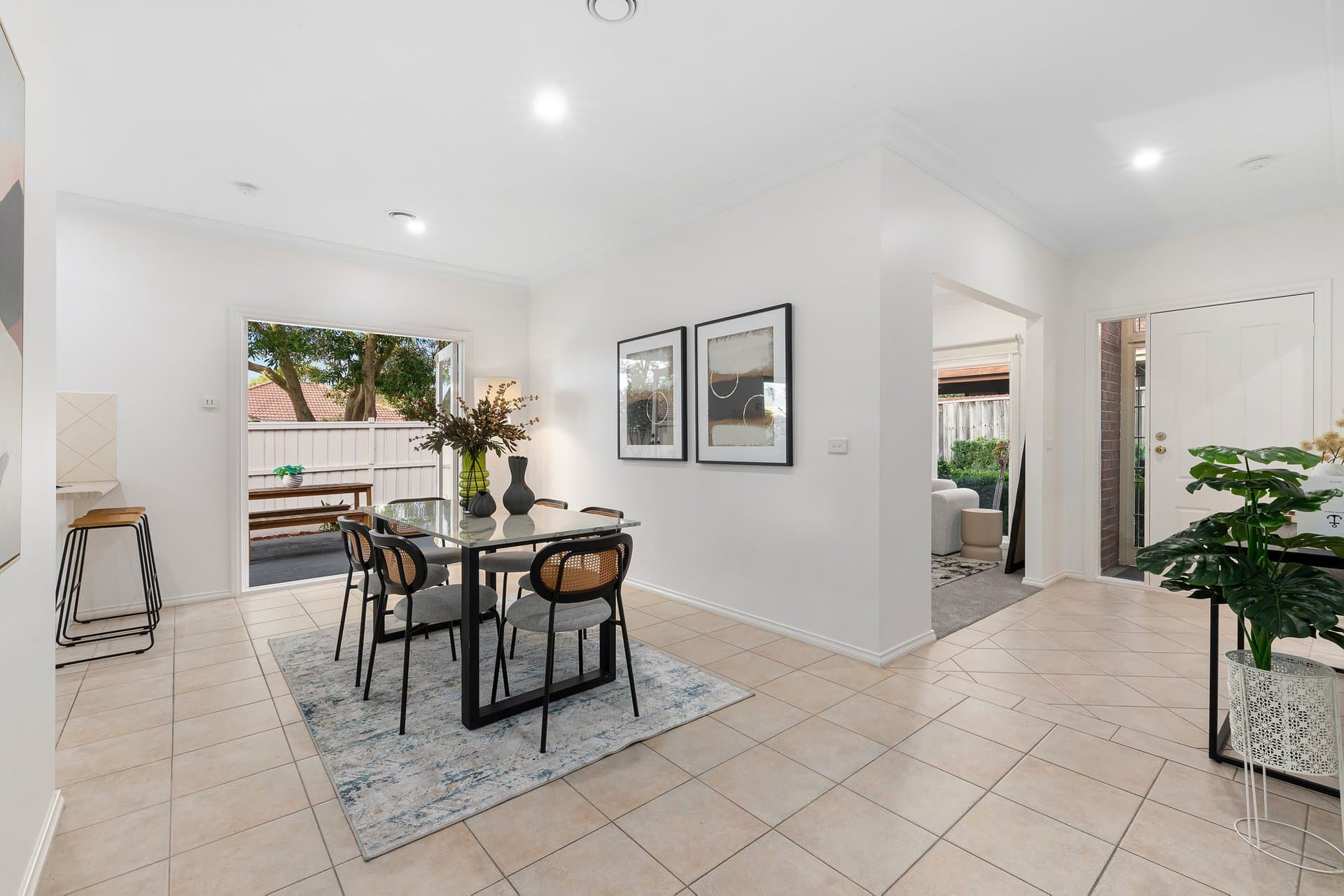 1/2 Roger Street, Doncaster East - Thumbnail 4