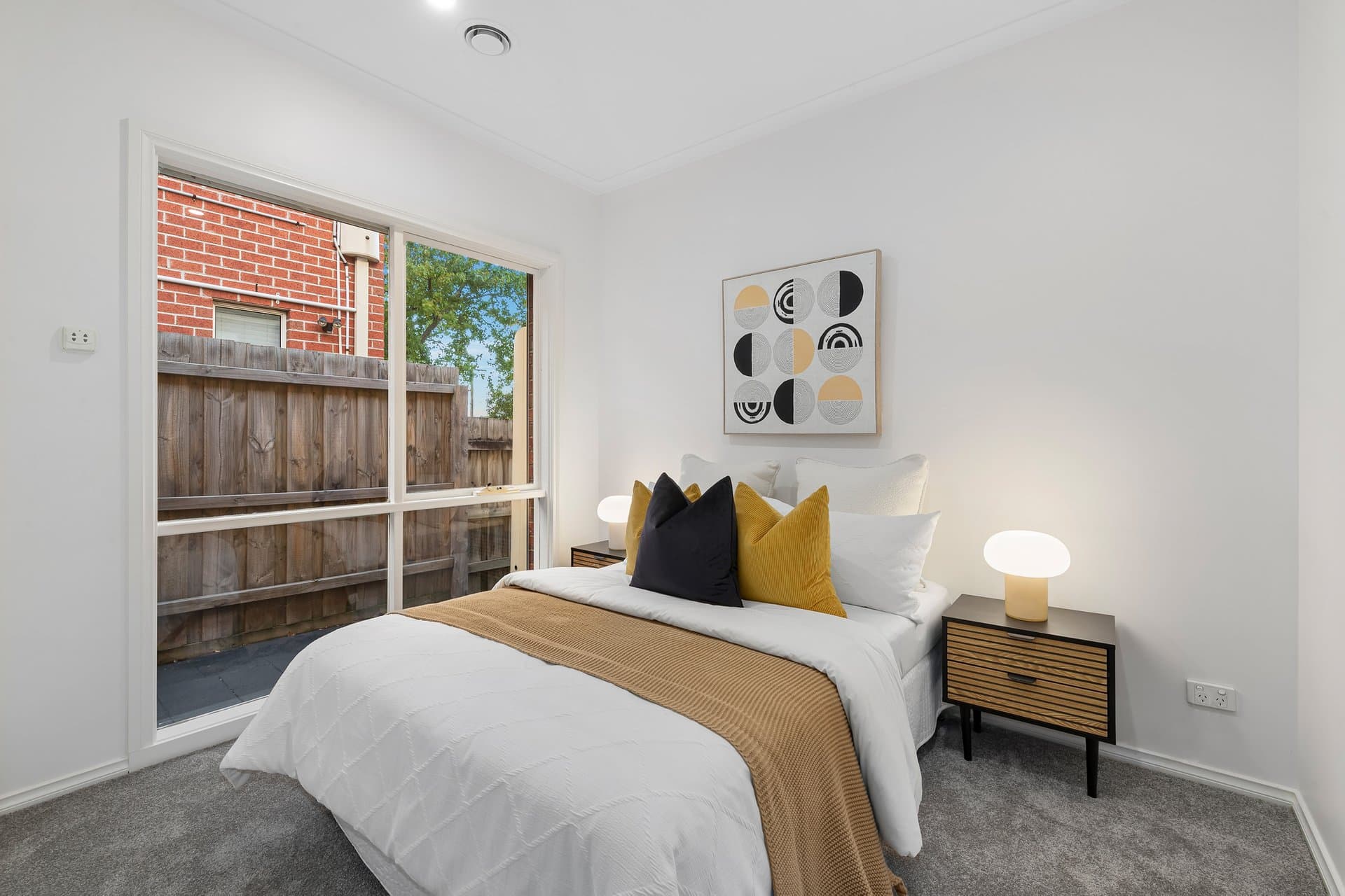 1/2 Roger Street, Doncaster East - Thumbnail 8
