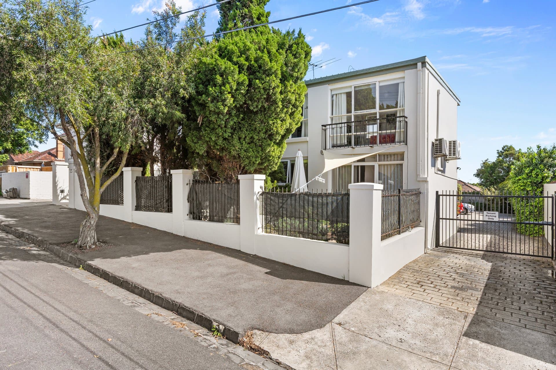6/23 Cohuna Street, Brunswick West - Image 1