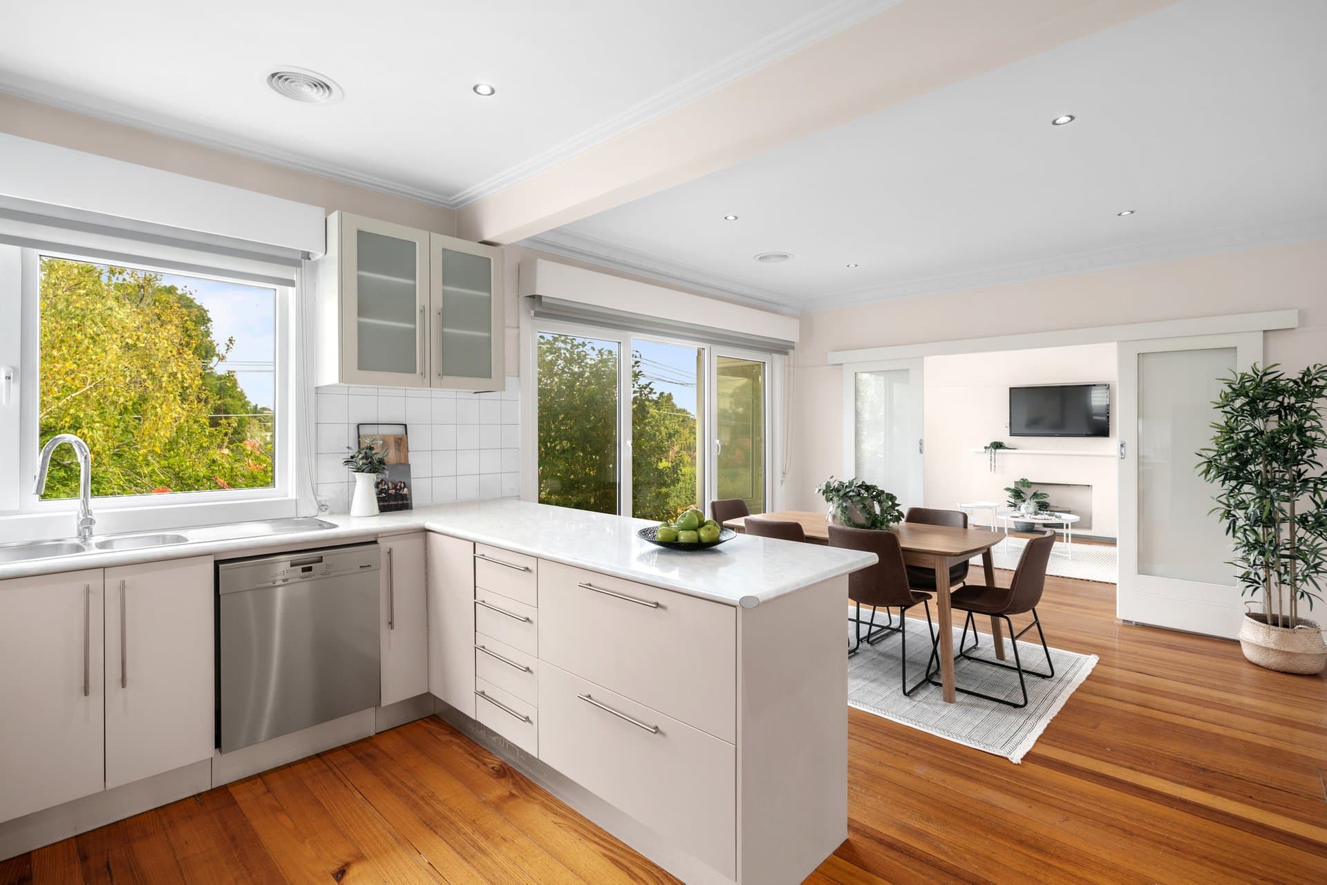10 Lothair Street, Pascoe Vale South - Thumbnail 6