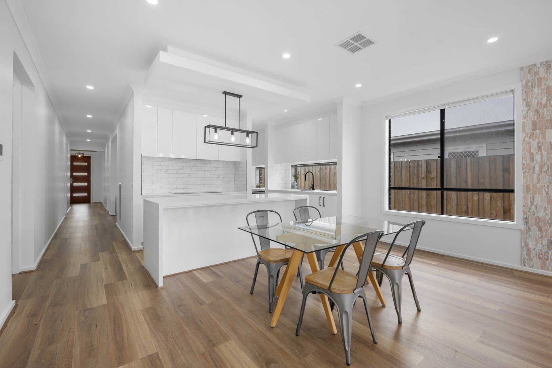 37 Vangel Road, Sunbury - Thumbnail 2