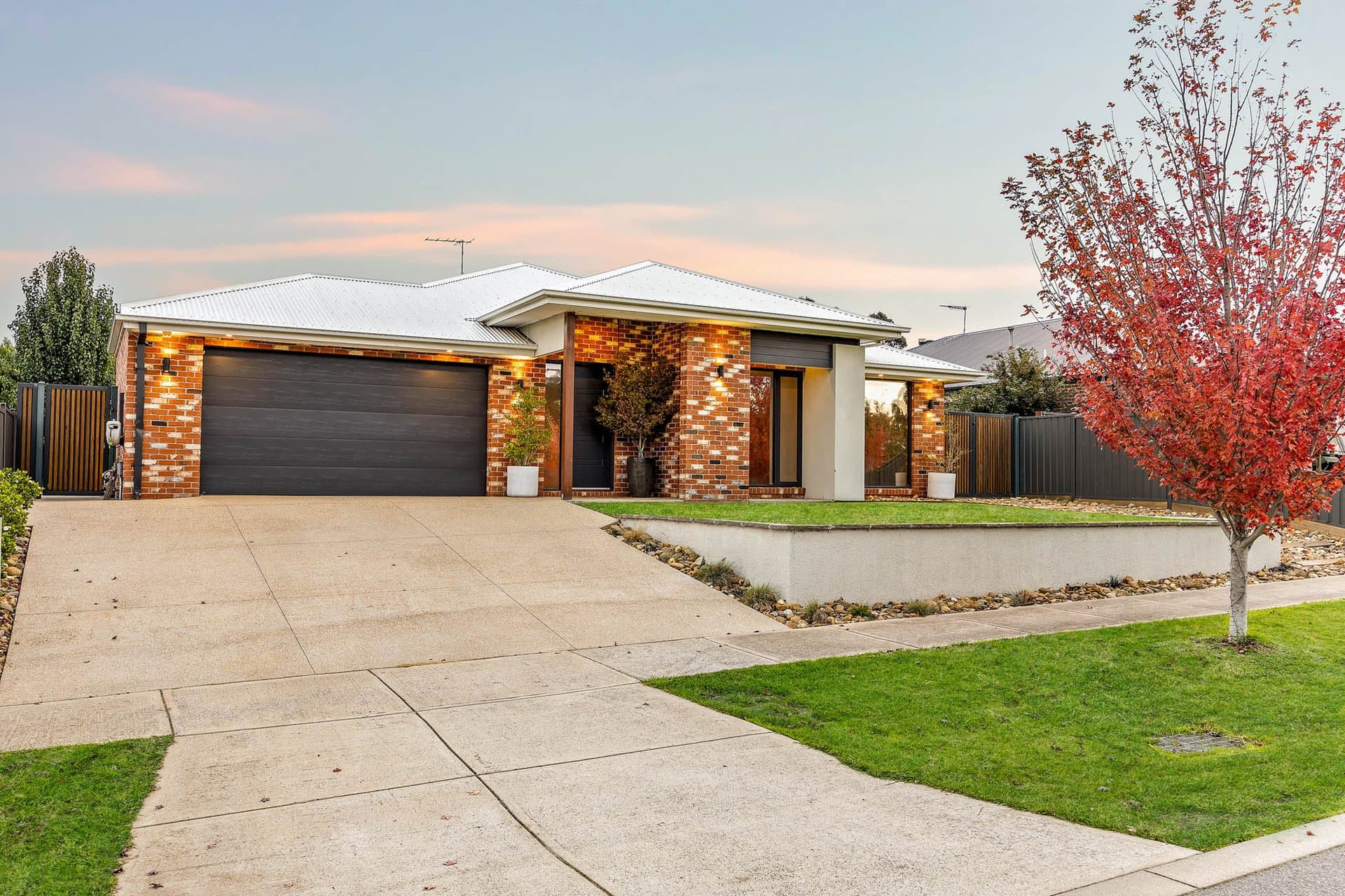 13 Bella Vista Place, Romsey - Image 1