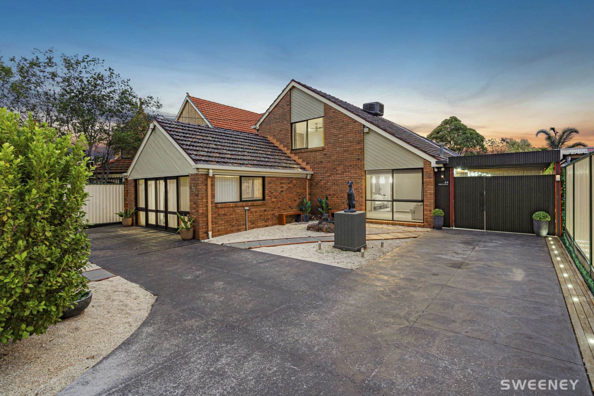44 Crellin Avenue South, Altona Meadows - Thumbnail 2