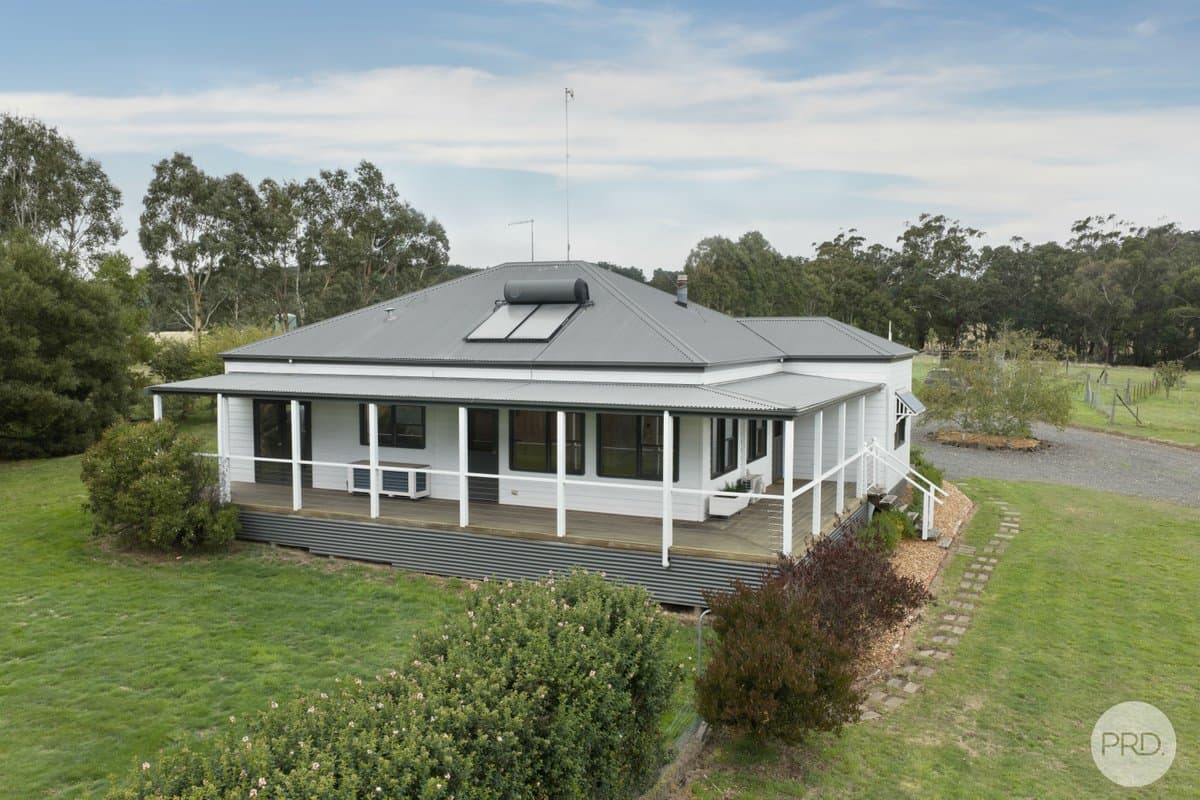 52 Callaghans Lane, GORDON VIC 3345, Gordon - Thumbnail 2