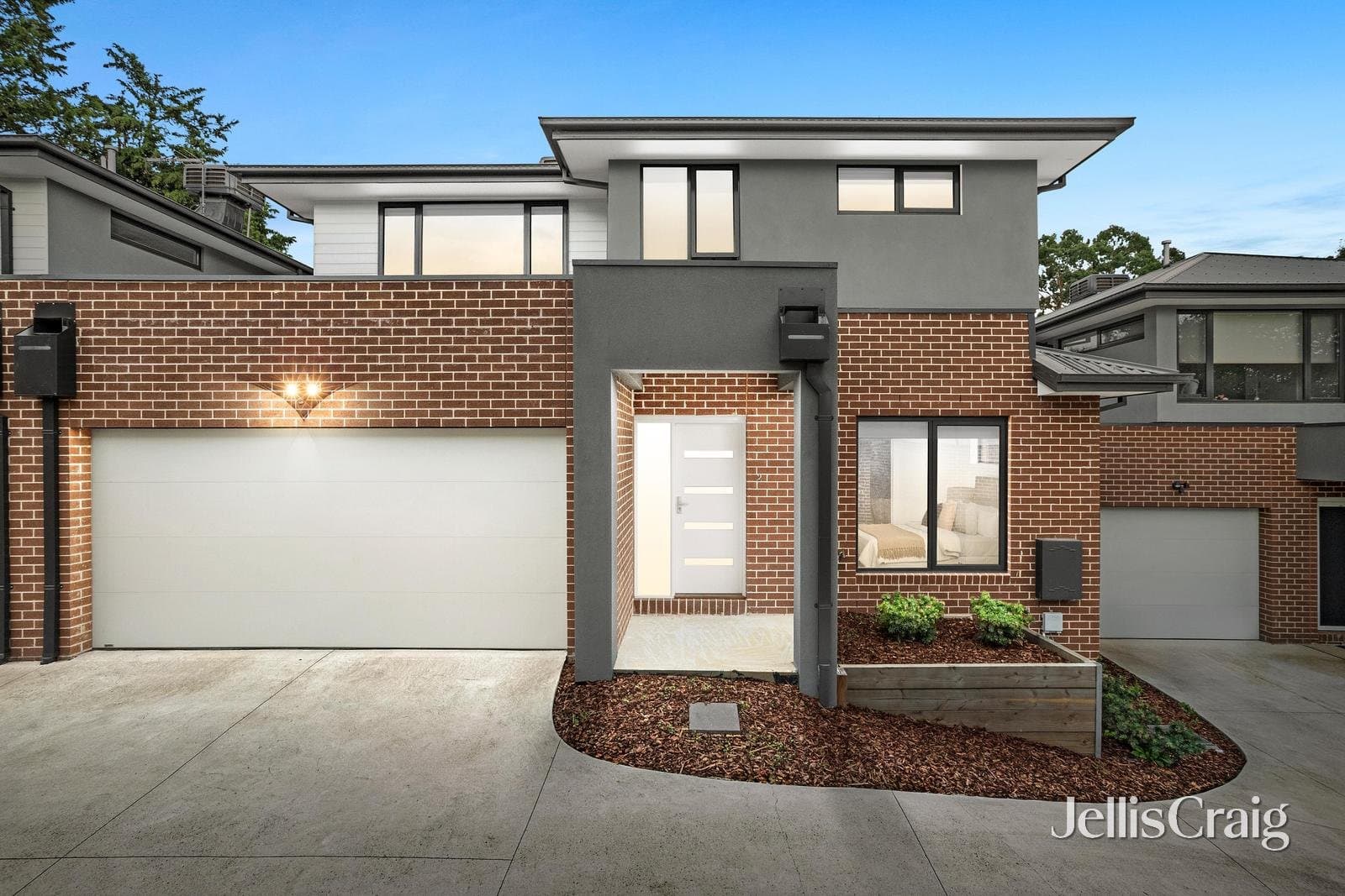 2/93 Hull Road, Croydon, Croydon - Thumbnail 2