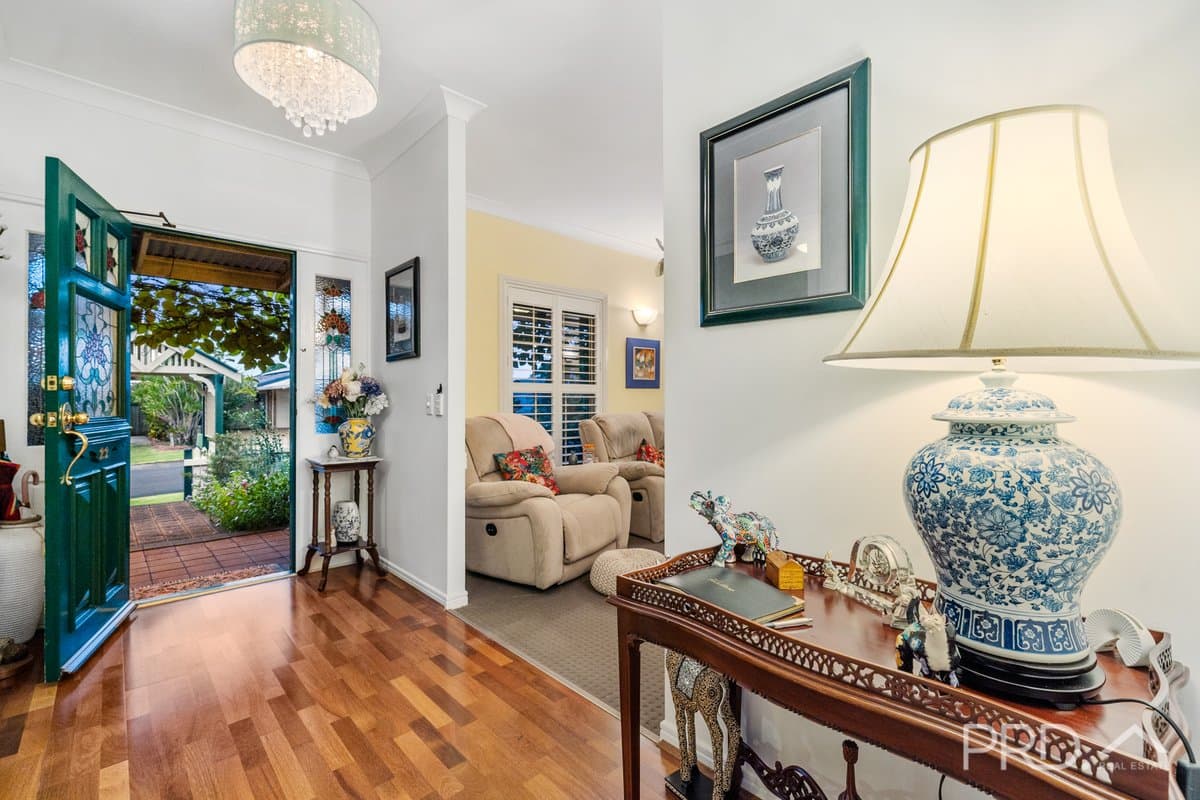 22 TRAFALGAR Drive, VICTORIA POINT QLD 4165, Victoria Point - Thumbnail 2