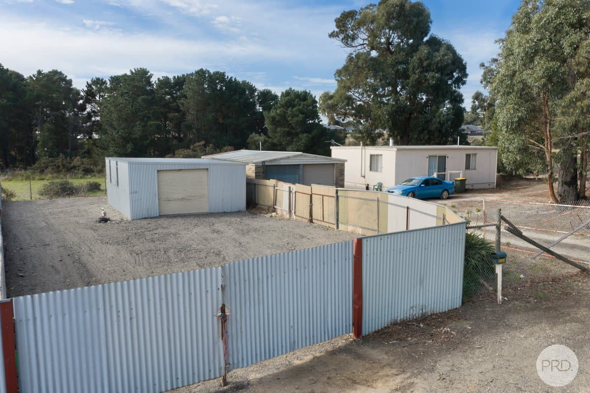 207-209 Elsworth St East, CANADIAN VIC 3350, Canadian Property Image - Thumbnail 5